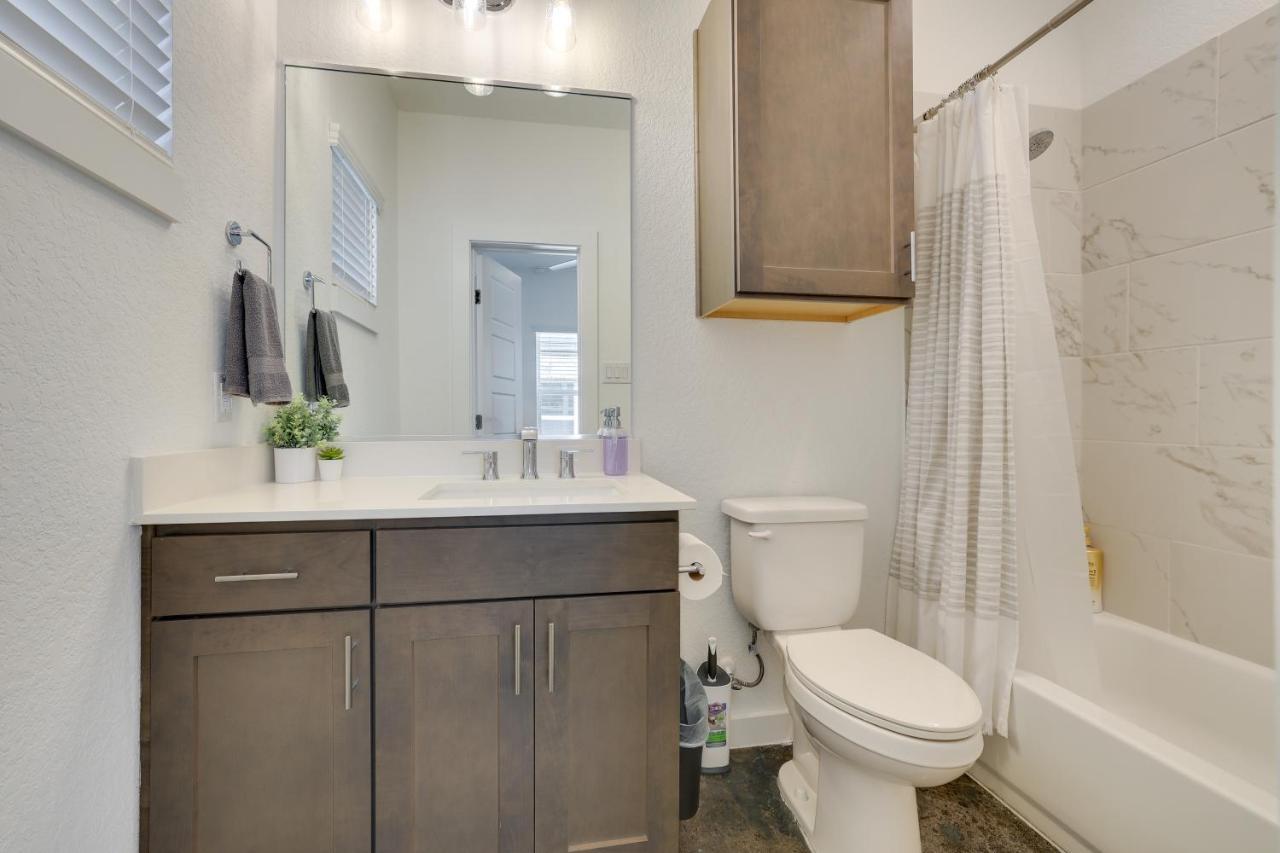 Oasis Near River Walk And Alamo Park! * San Antonio