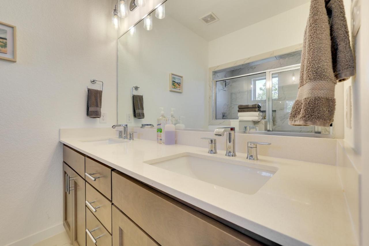 Oasis Near River Walk And Alamo Park! * San Antonio