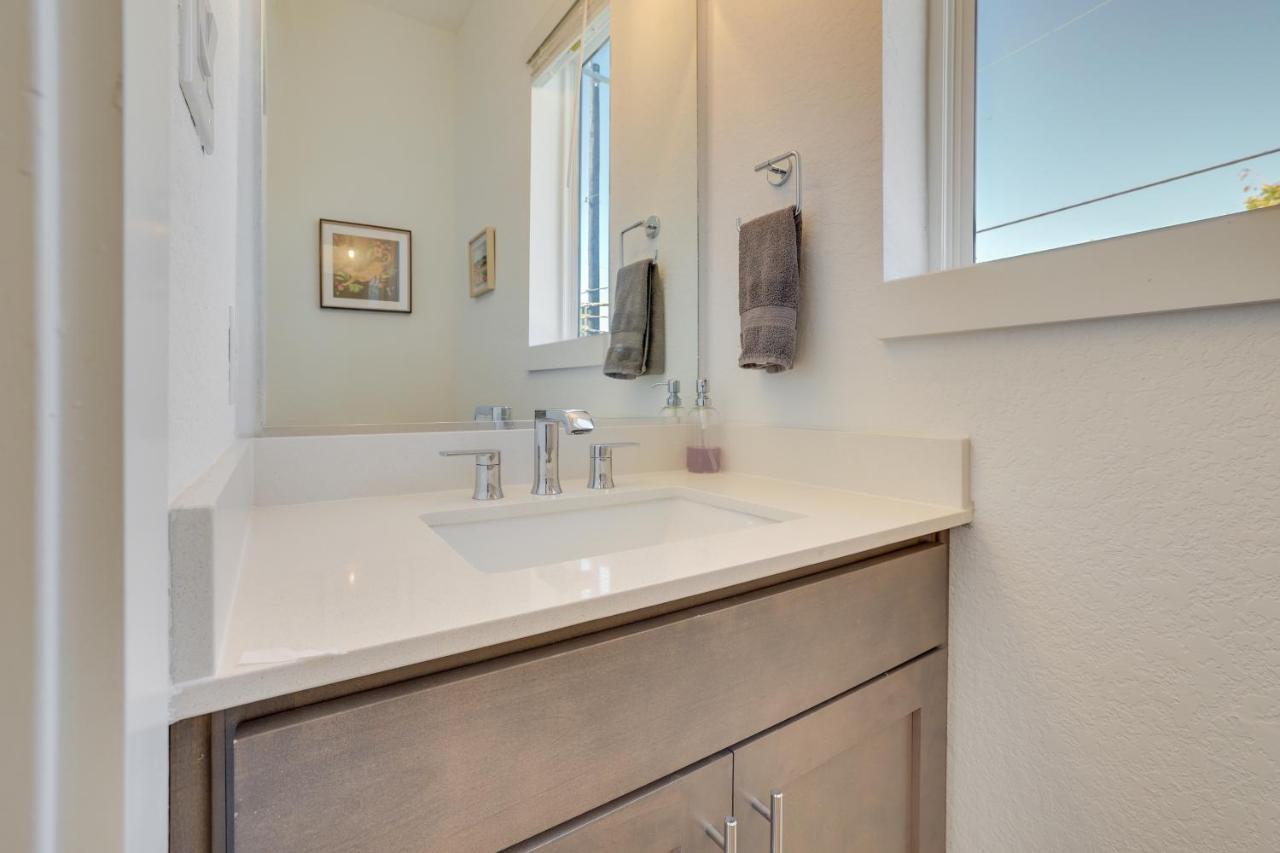 Holiday home Oasis Near River Walk And Alamo Park! *