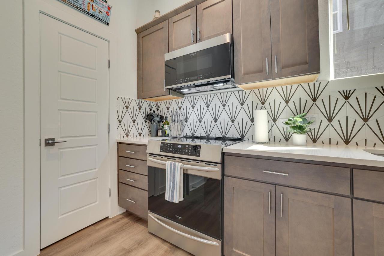 Oasis Near River Walk And Alamo Park! * San Antonio